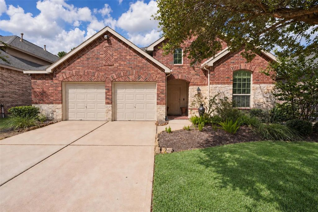 8219 Horsetail Court, Conroe