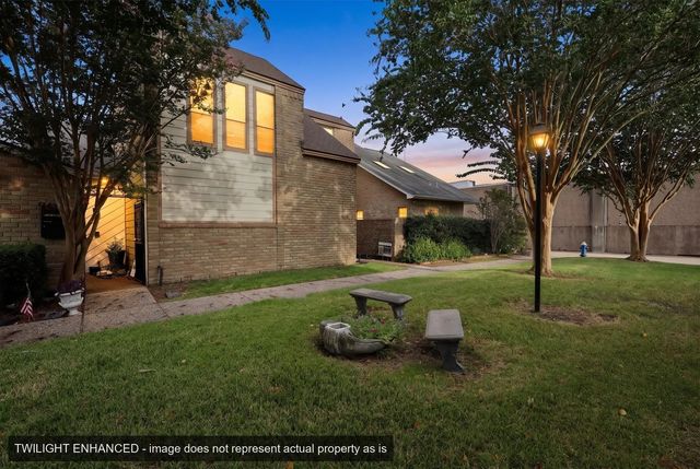 9423 Denbury Way, Houston