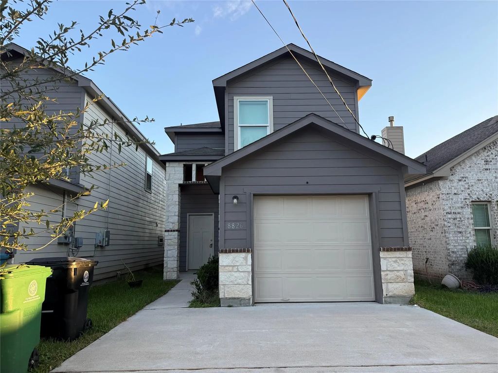 8826 Intervale Street, Houston