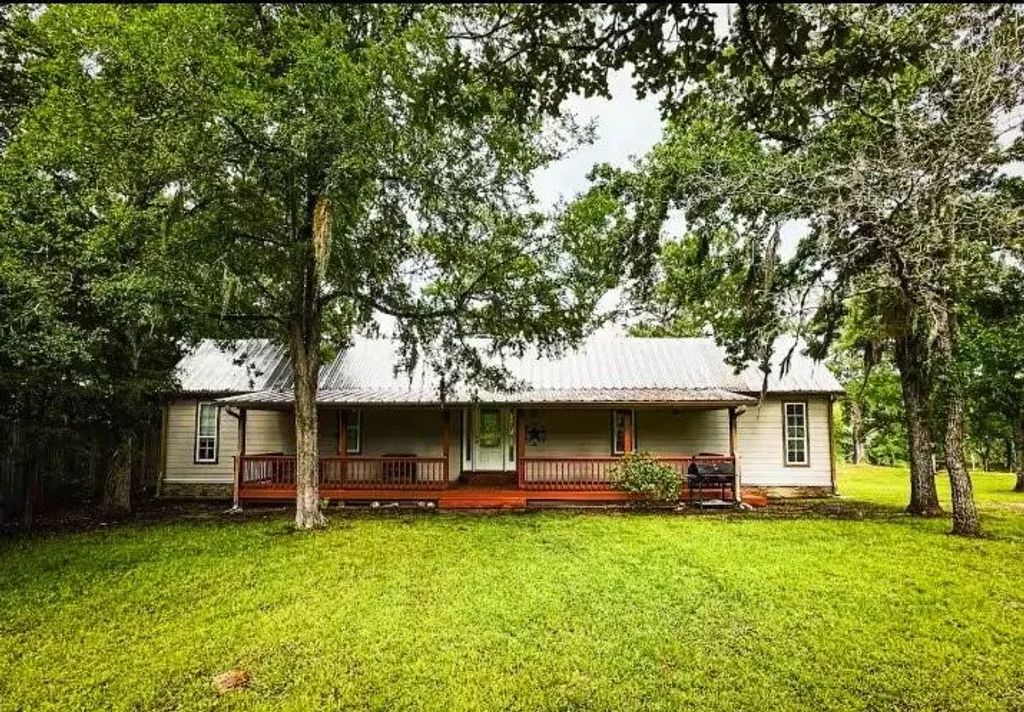 38 Martha Lane, Huntsville