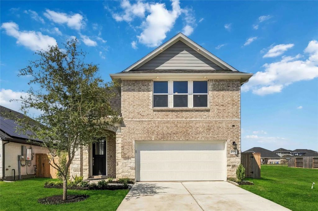 207 Rose Laurel Drive, Alvin