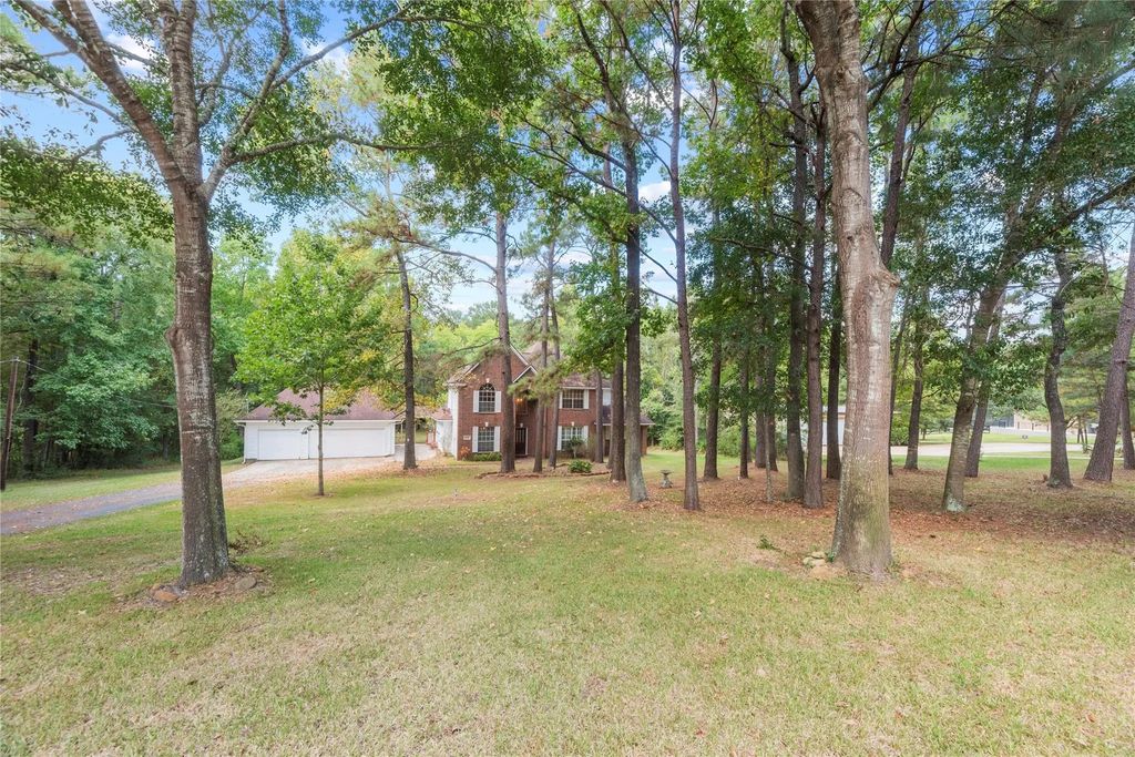 6702 W Bluff Drive, Magnolia