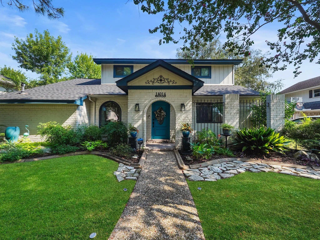 14014 Locke Lane, Houston