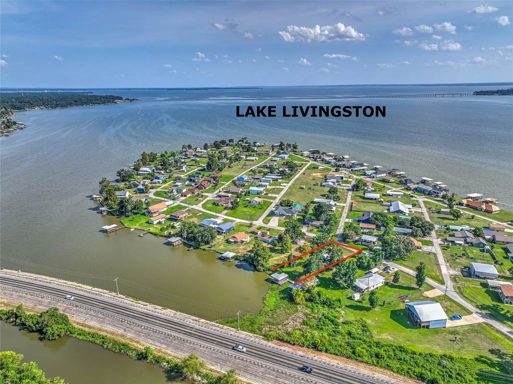 219 Lakeshore N, Onalaska