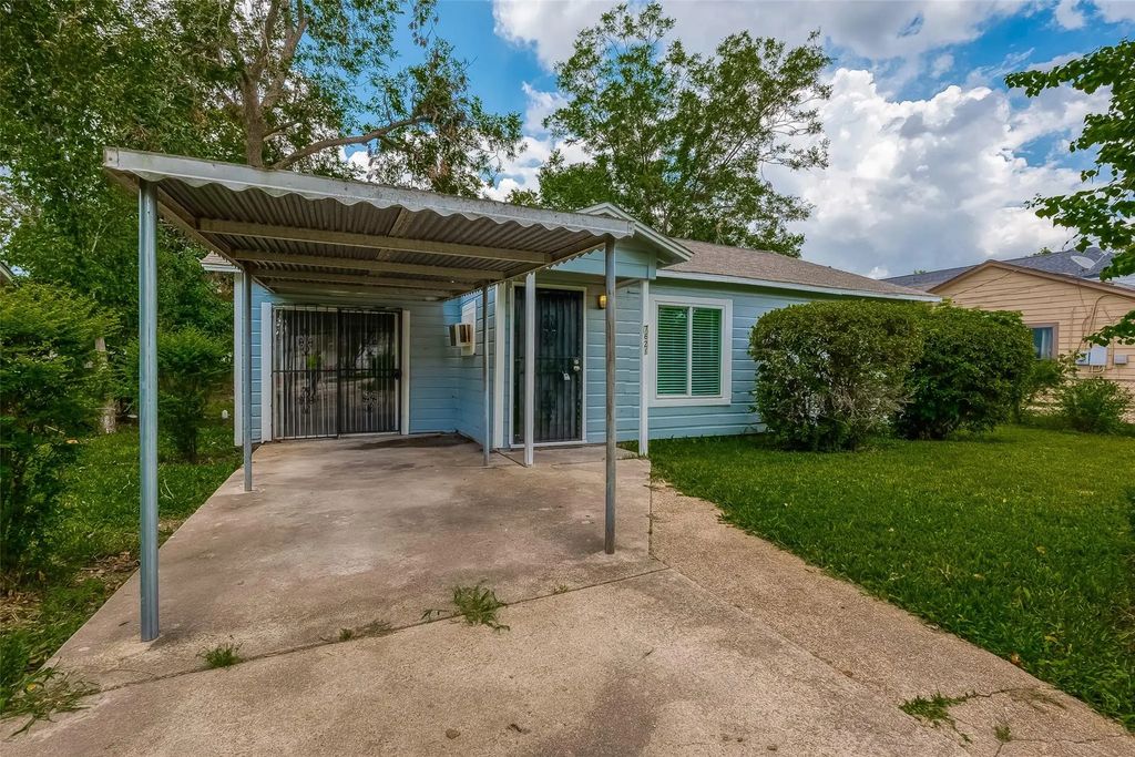 7621 Sundown Drive, Houston