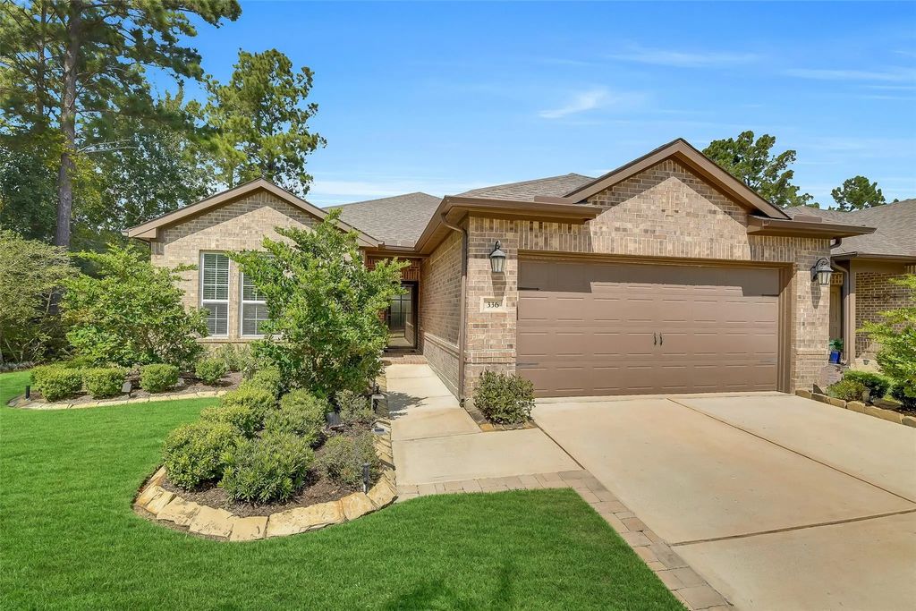 336 N Arrowhead Lane, Montgomery