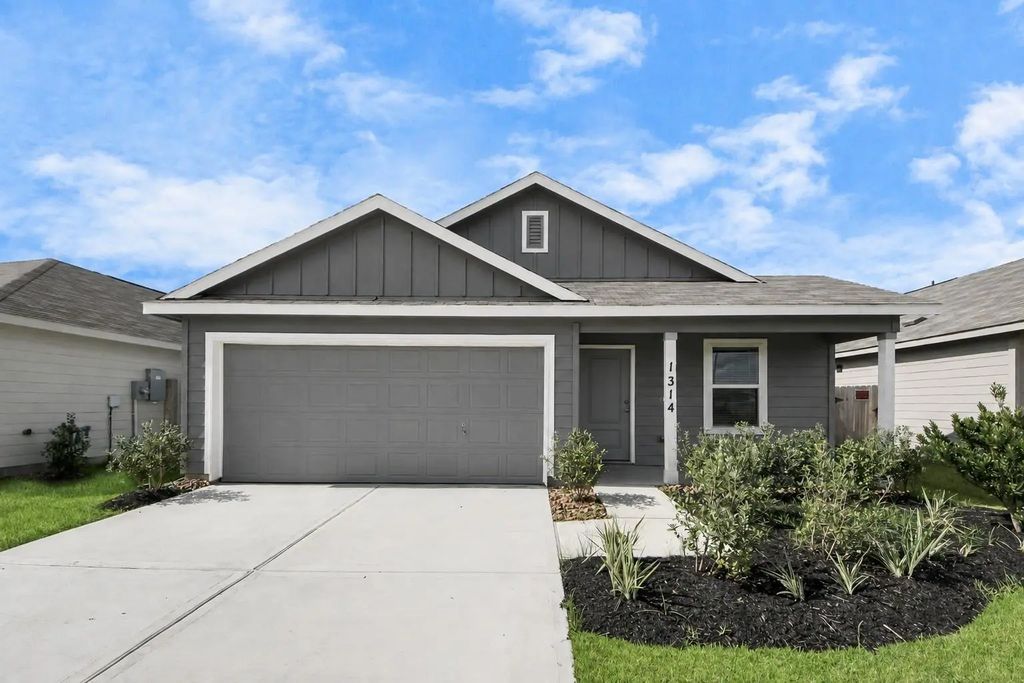 1314 Charlotte Way, Wharton
