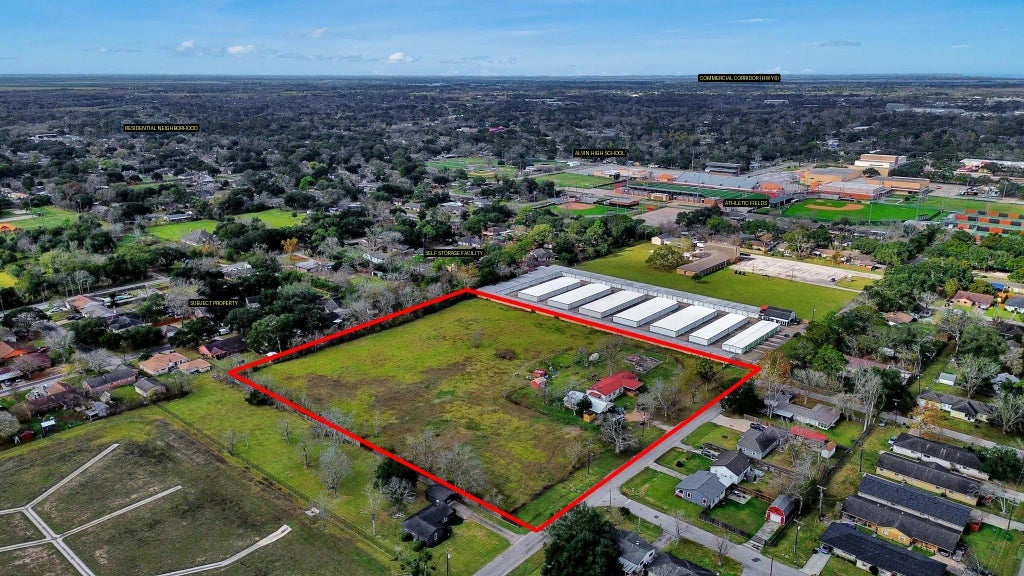 1500 S Durant Street, Alvin