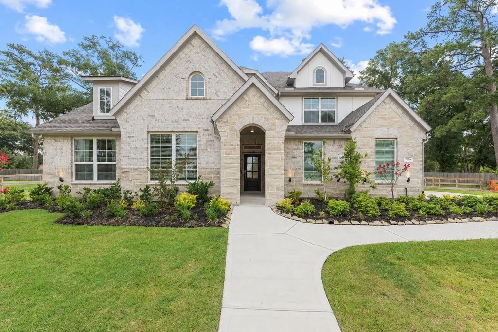 21914 Hibiscus Hedge Trail, Tomball