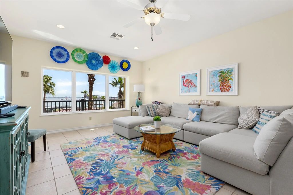 301 E Houston Street, Port Isabel