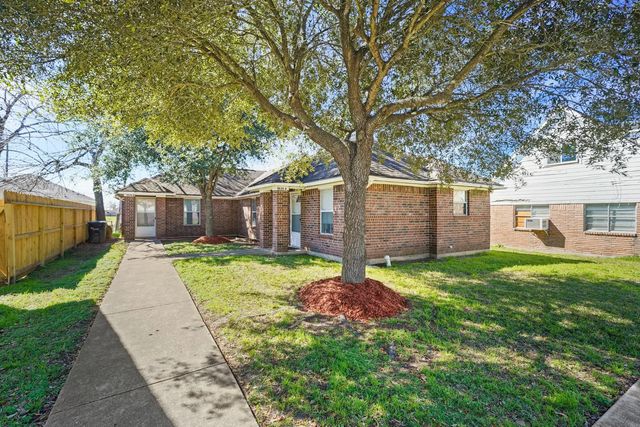 4636 Mayflower Street, Houston