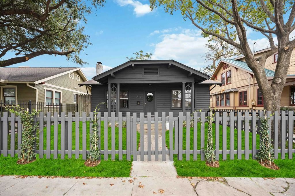 2608 Morrison Street, Houston