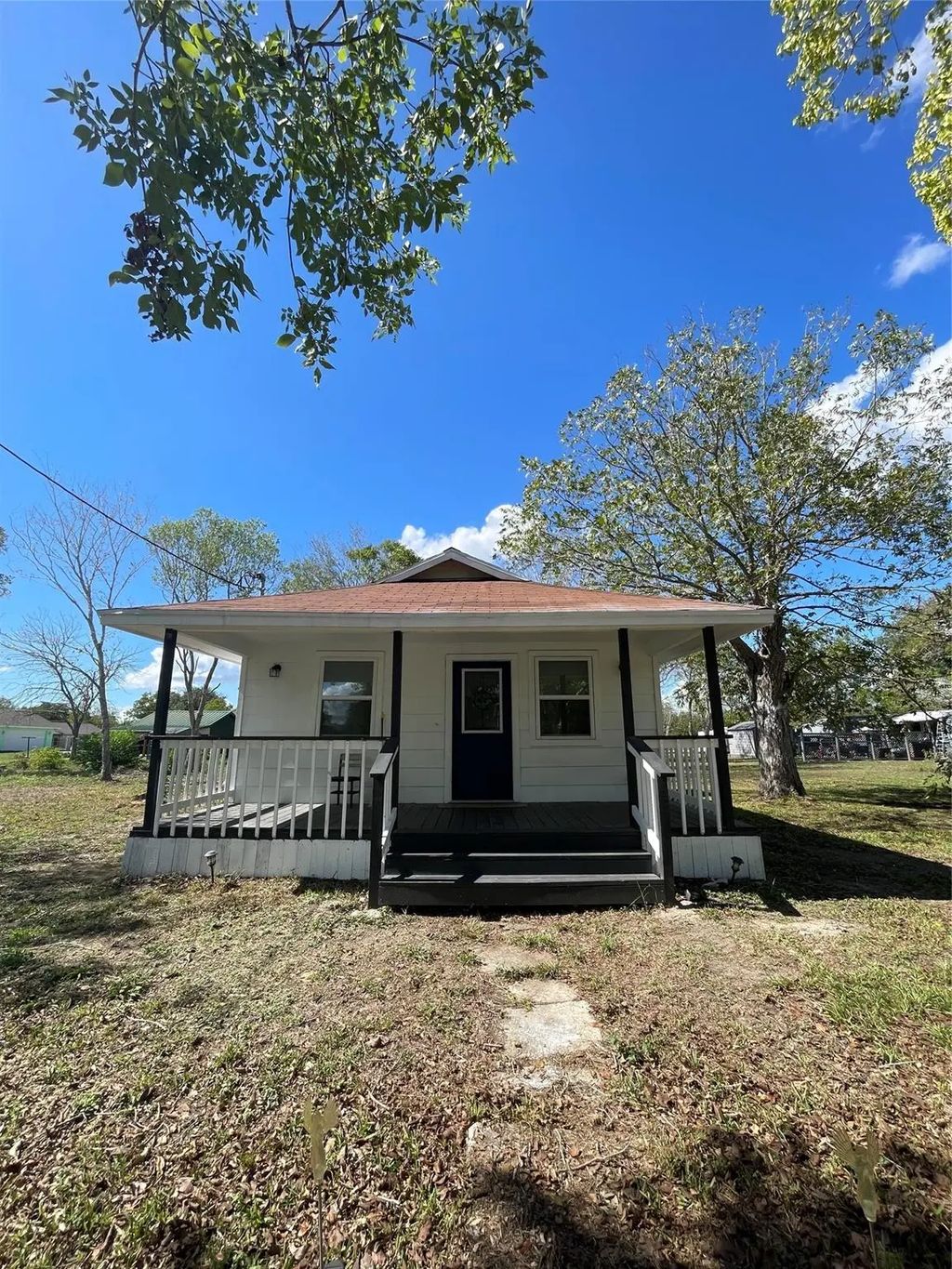 700 & 708 3rd Street, Edna