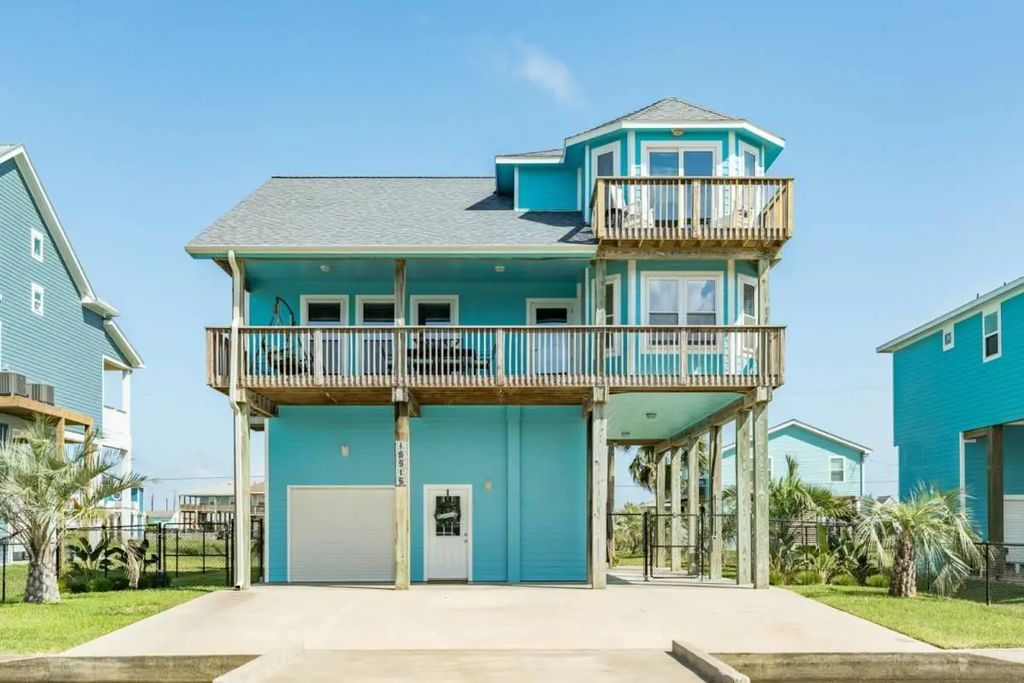 16515 Jolly Roger Road, Jamaica Beach