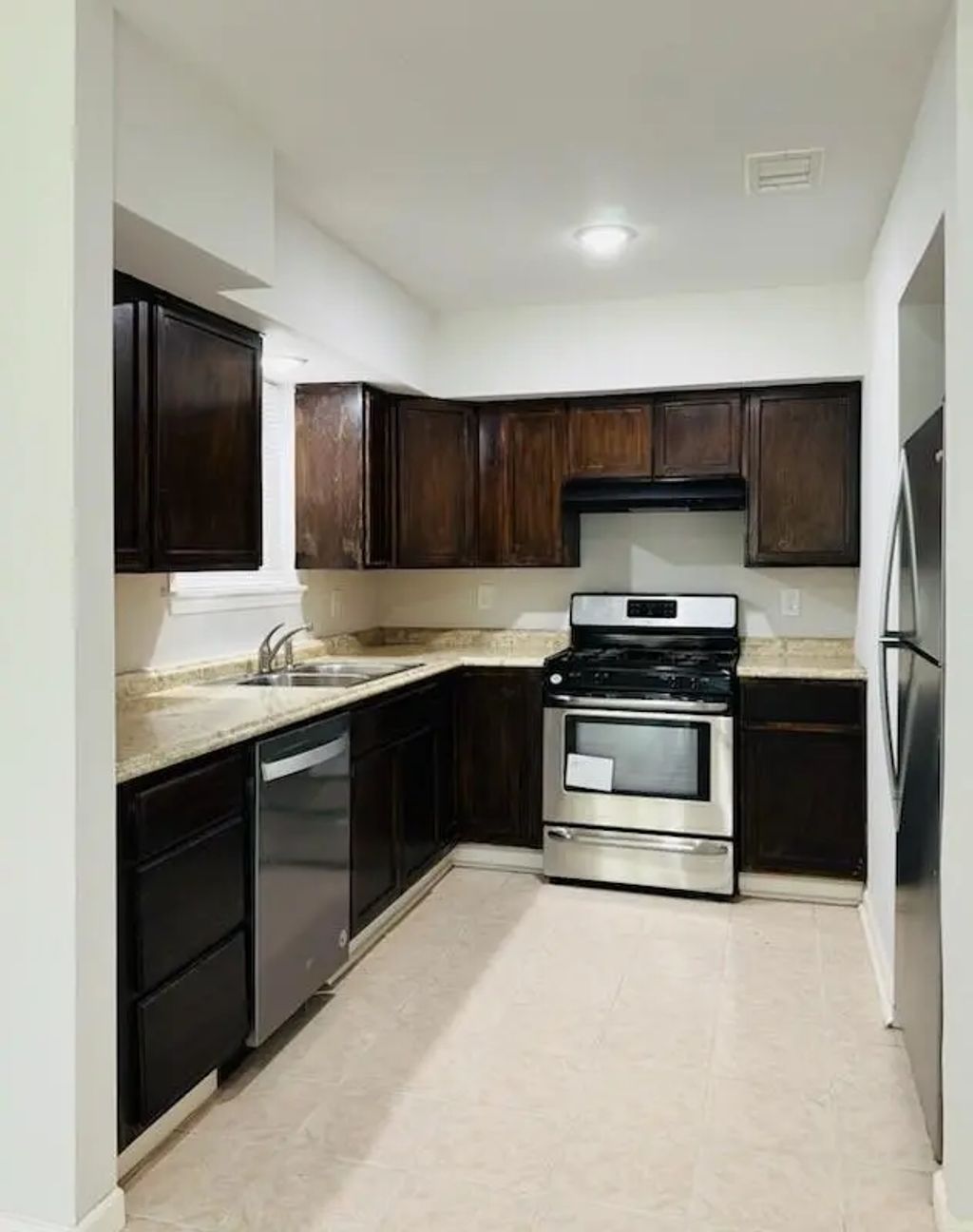 647 Regal Street, Houston