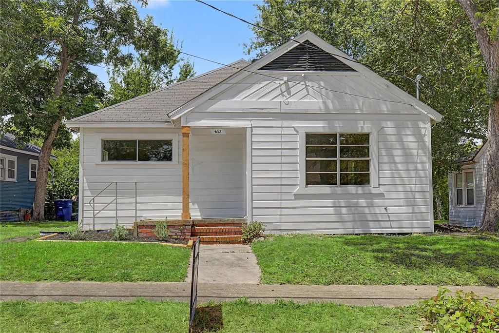 632 University Avenue, Huntsville