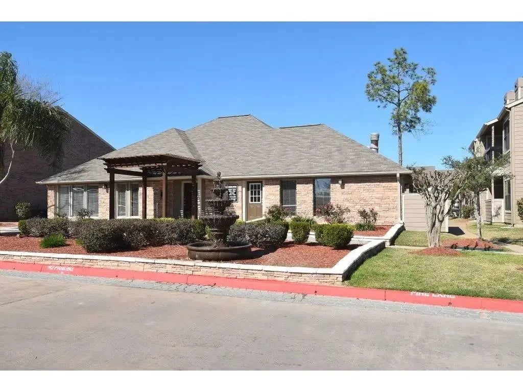 17310 Keith Harrow Boulevard 1705, Houston