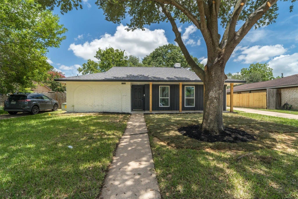 11239 Sagecanyon Drive, Houston