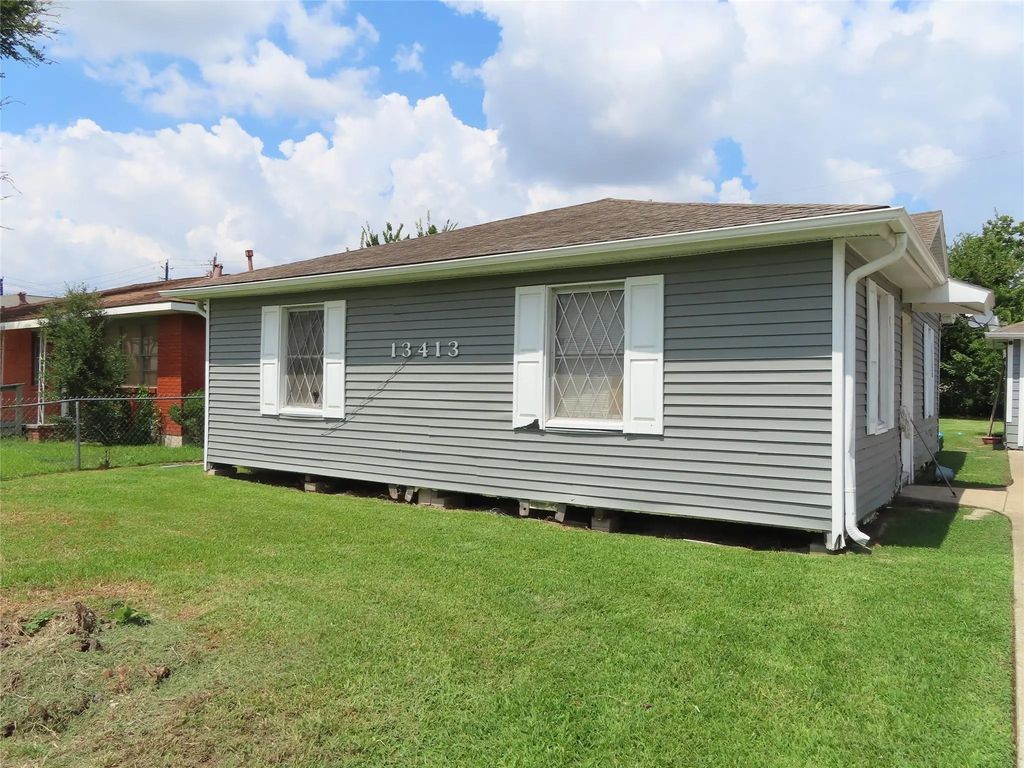 13413 Duluth Street, Houston