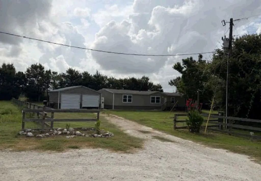 384 Red Fox Road, Franklin