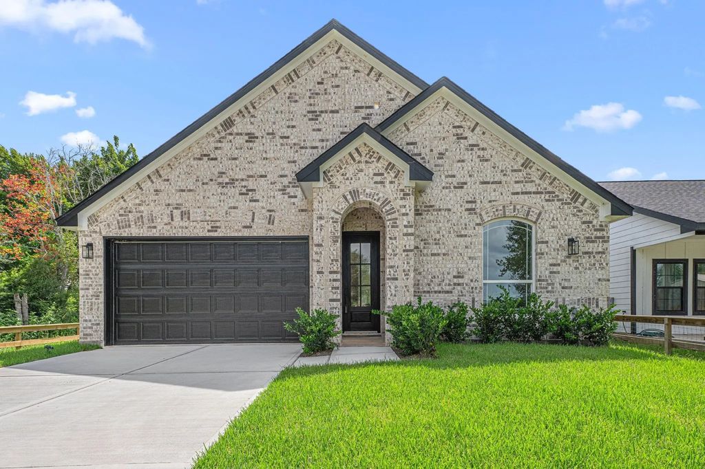 12911 Green Valley, Rosharon