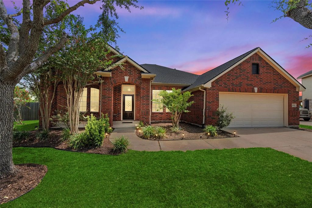 8931 Henrico Lane, Rosenberg