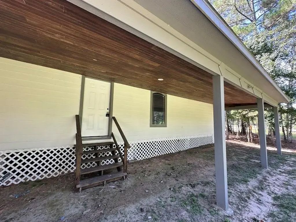 135 Brittany Lane, Cleveland