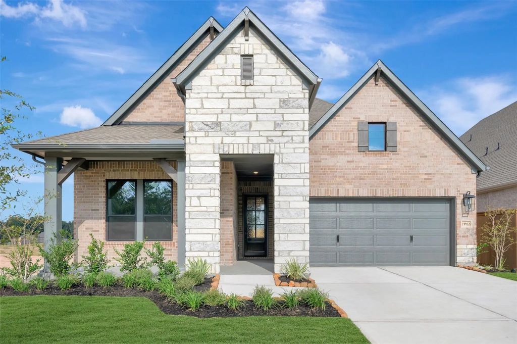 21932 Rolling Greens Road, Porter