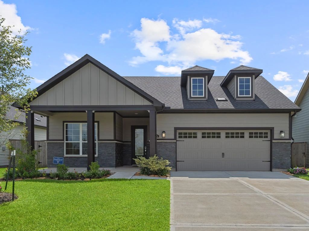 1214 Hidden Oaks Drive, Tomball