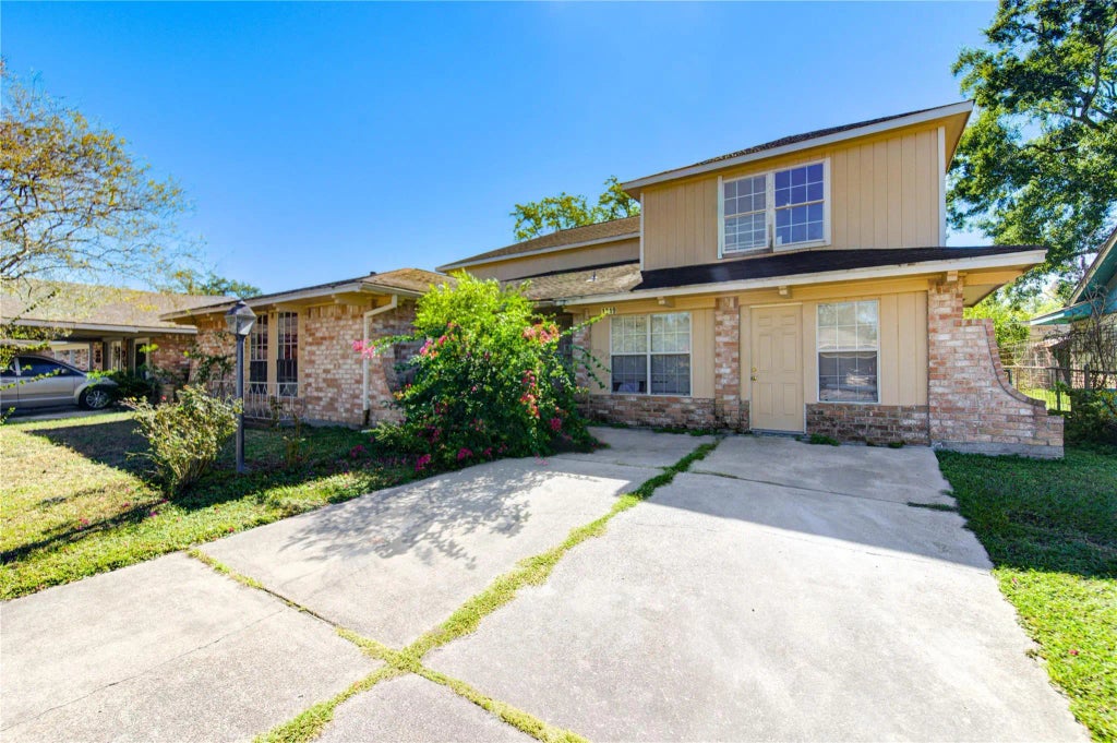 1219 Pilot Point Drive, Houston