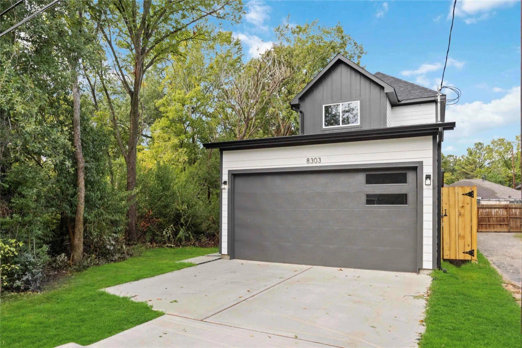 8303 Venus Street, Houston