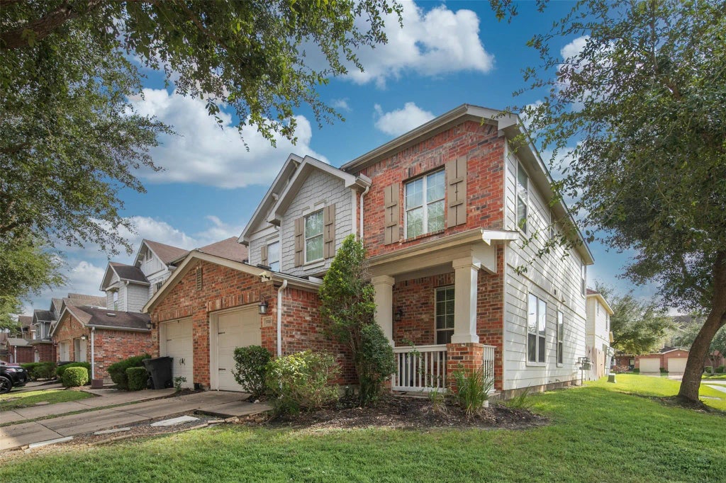 13059 Lawsons Creek Lane, Houston