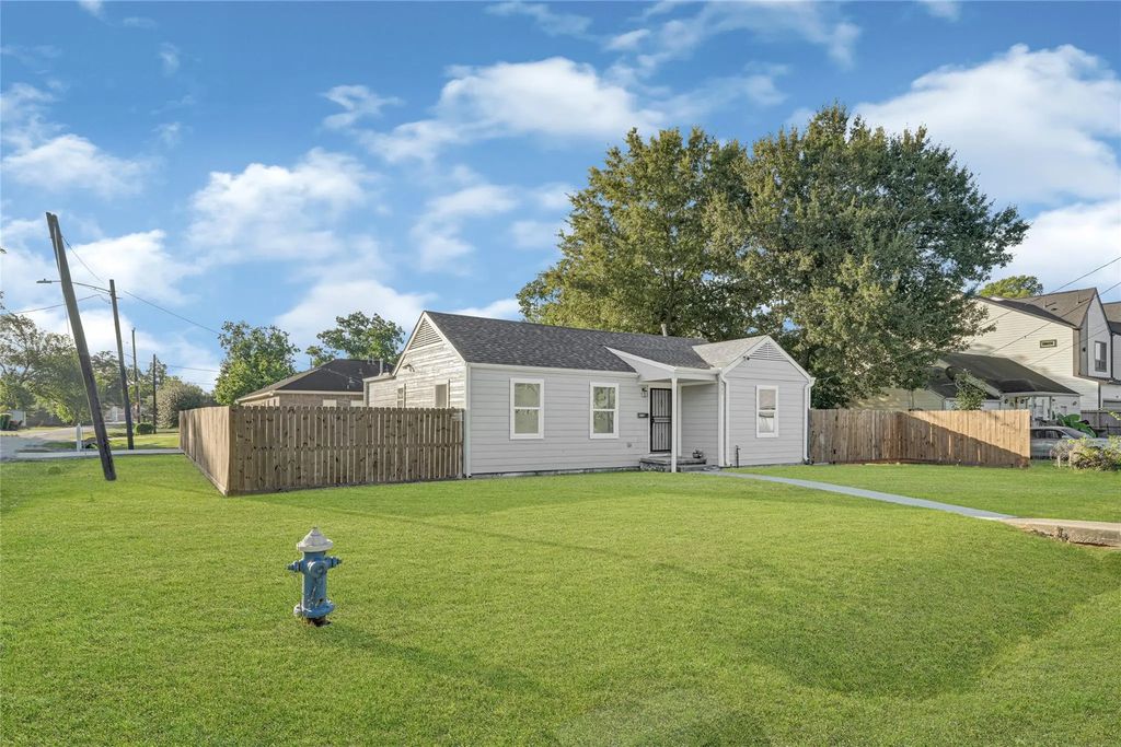 7101 Goforth Street, Houston