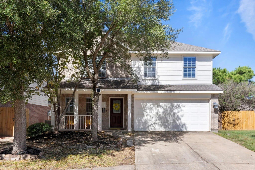 1419 High Thicket Court, Spring