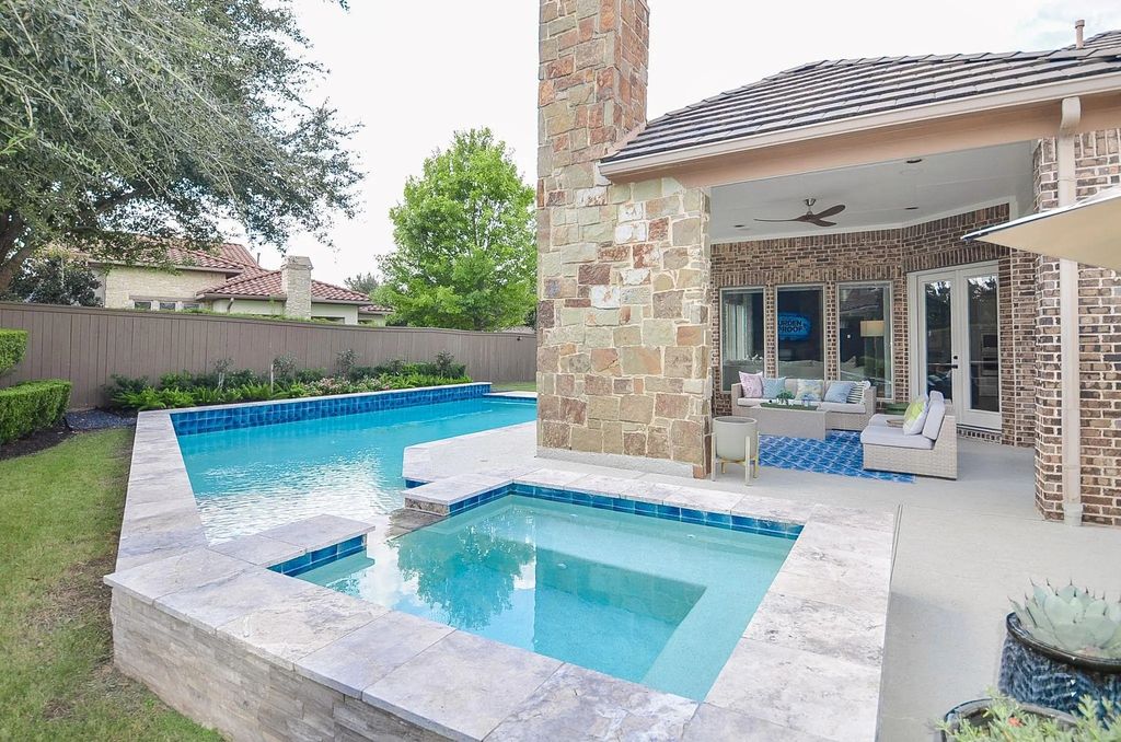 86 Quiet Way Lane, Sugar Land