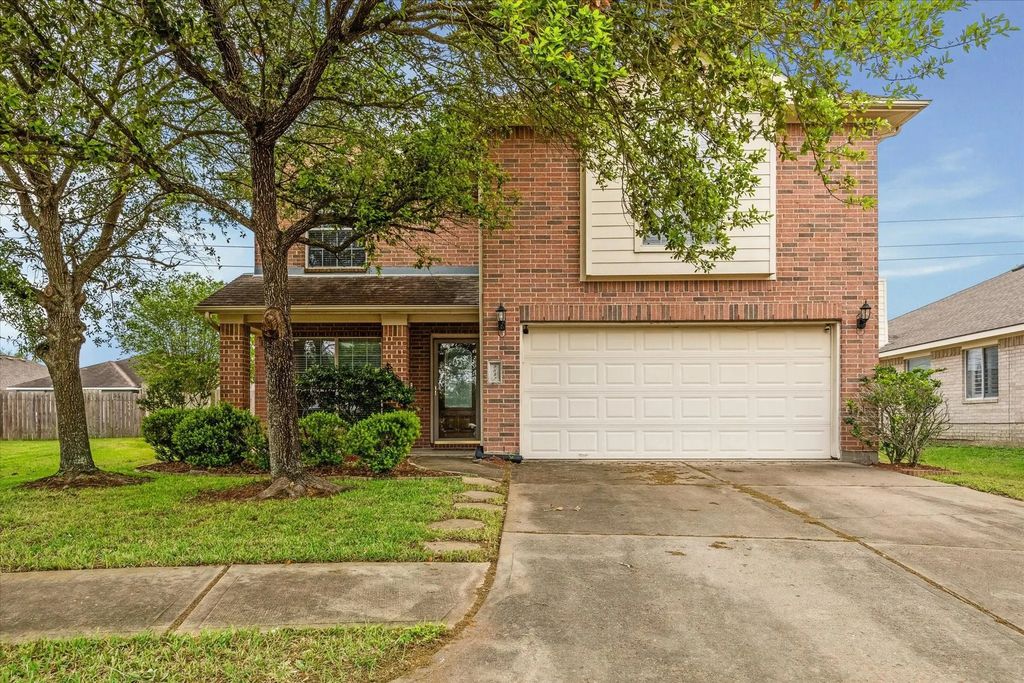 9842 Lynette Falls Drive, Houston