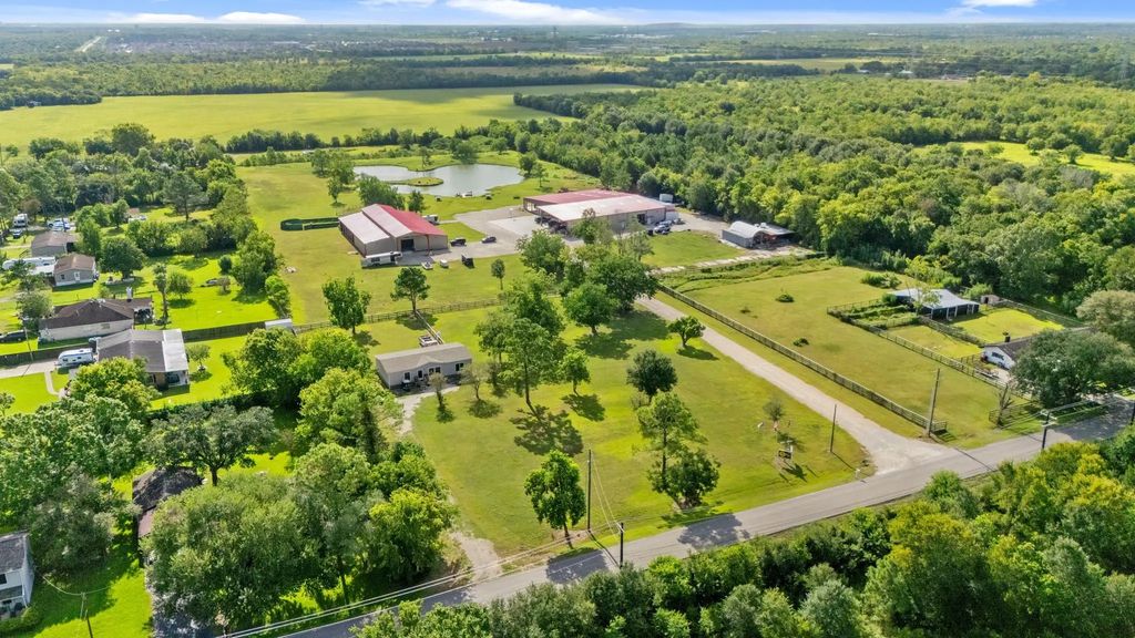 2576 County Road 144, Alvin