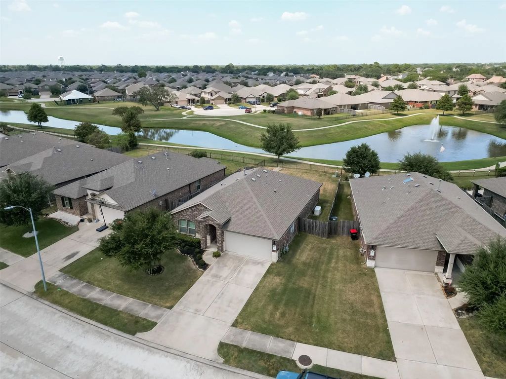 2822 Canadian Goose Lane, Baytown