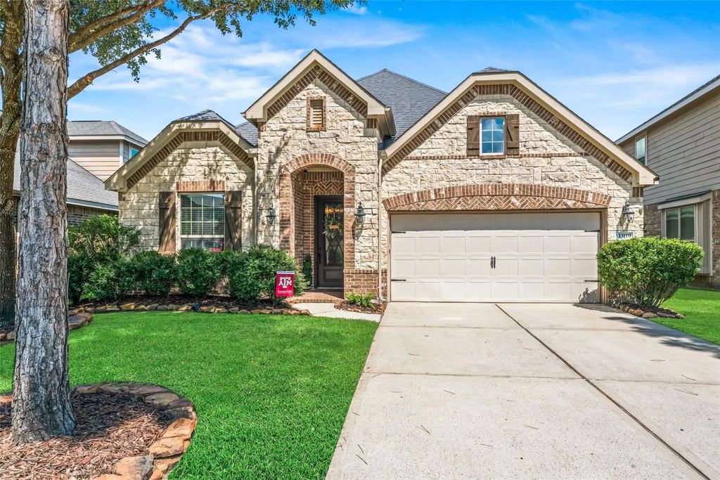 13119 Maywater Crest Court, Humble