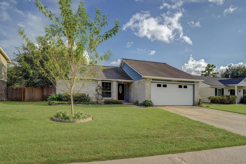 2803 Custer Drive, League City