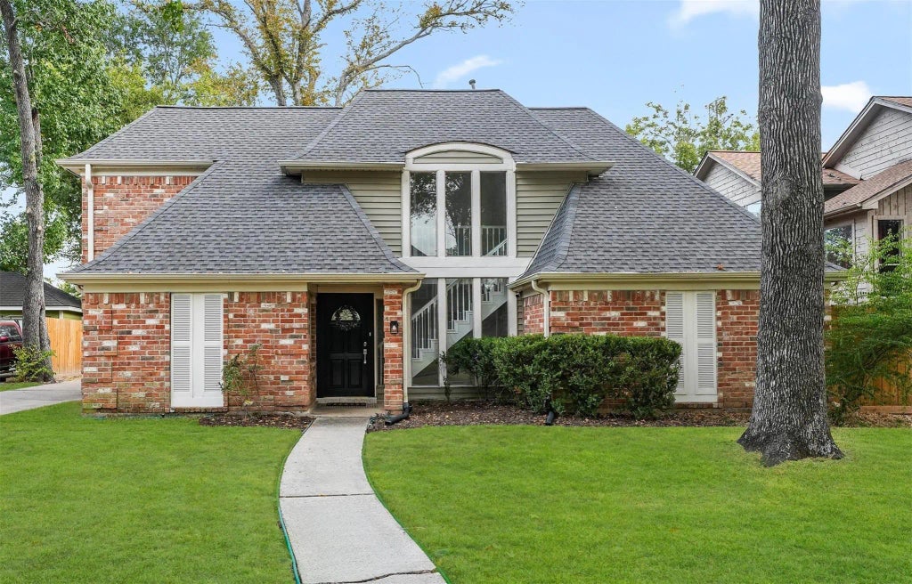 11215 Canyon Trail Drive, Houston
