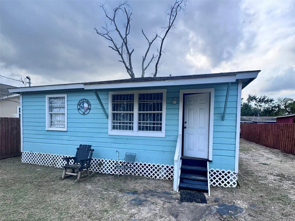 6701 Bunche Drive, Houston