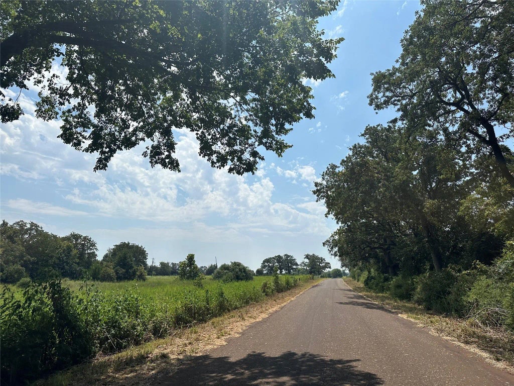 2758 Cr 204, Centerville