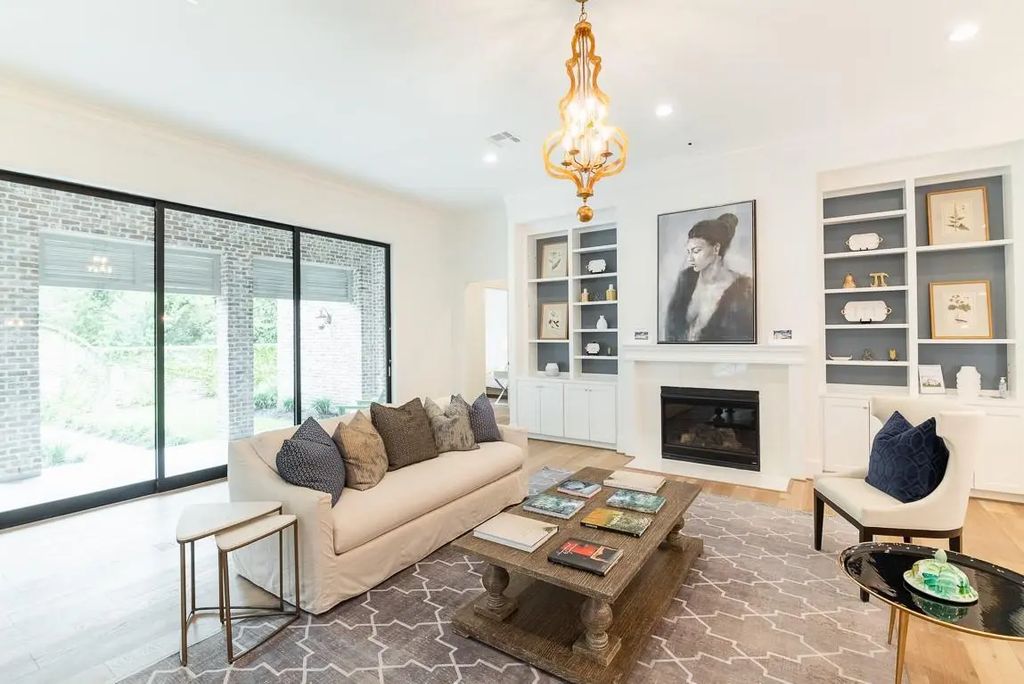 5916 Cottage Grove Lake Drive, Houston