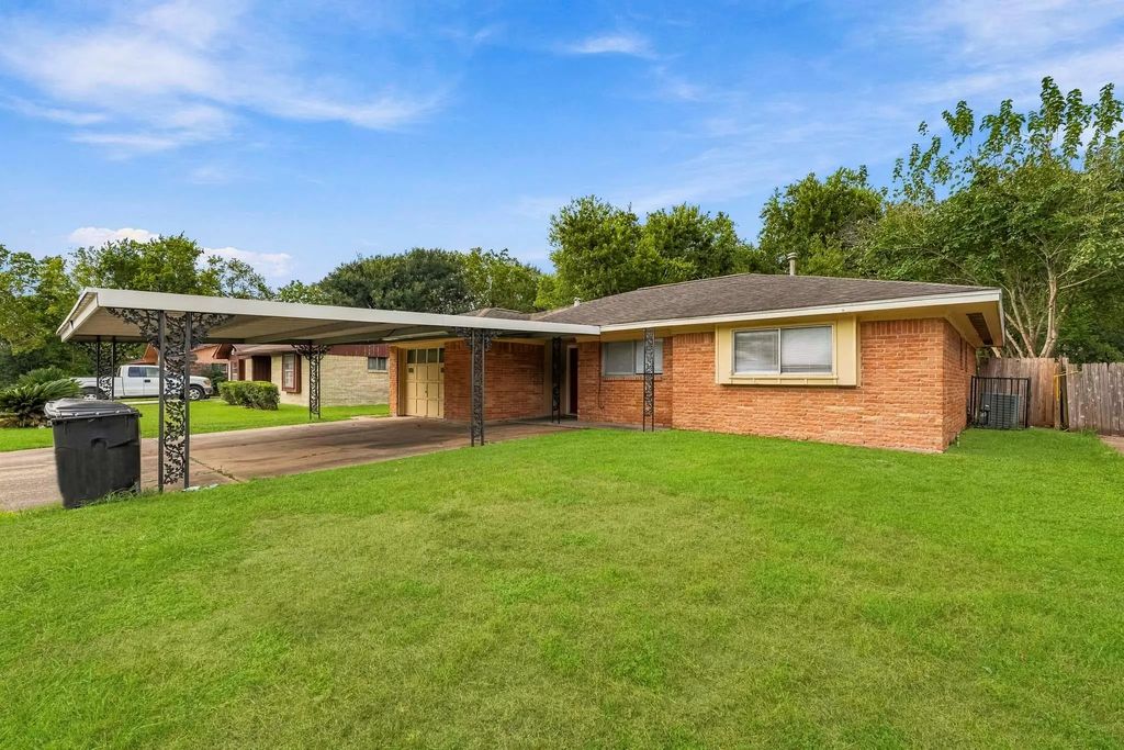 5239 Selinsky Road, Houston