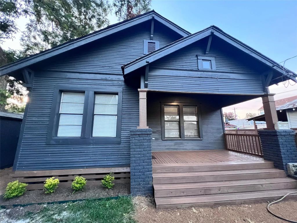 301 Winnie Street, Houston