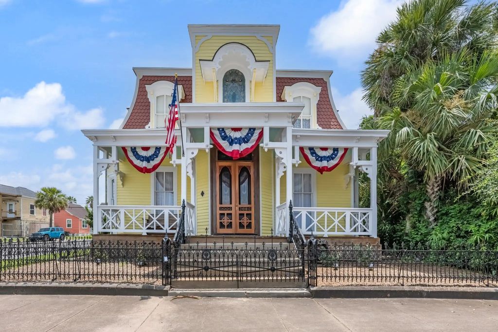 1301 Broadway Street, Galveston