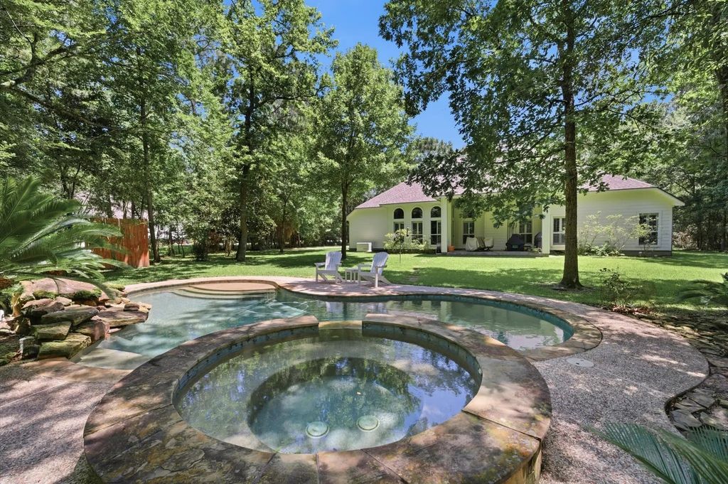 33206 Windcrest Estates Boulevard, Magnolia