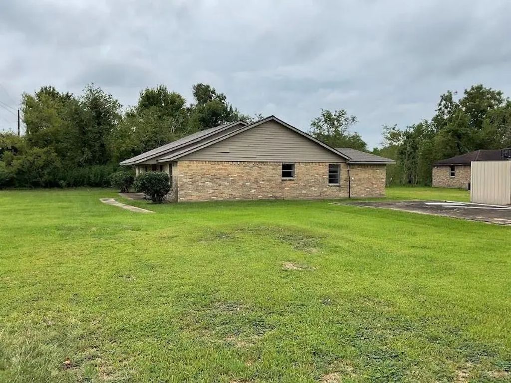2068 Tx-36, Brazoria