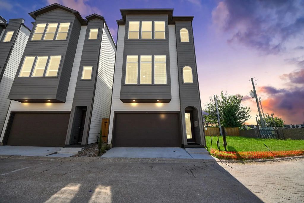 6353 Richmond Avenue 132, Houston
